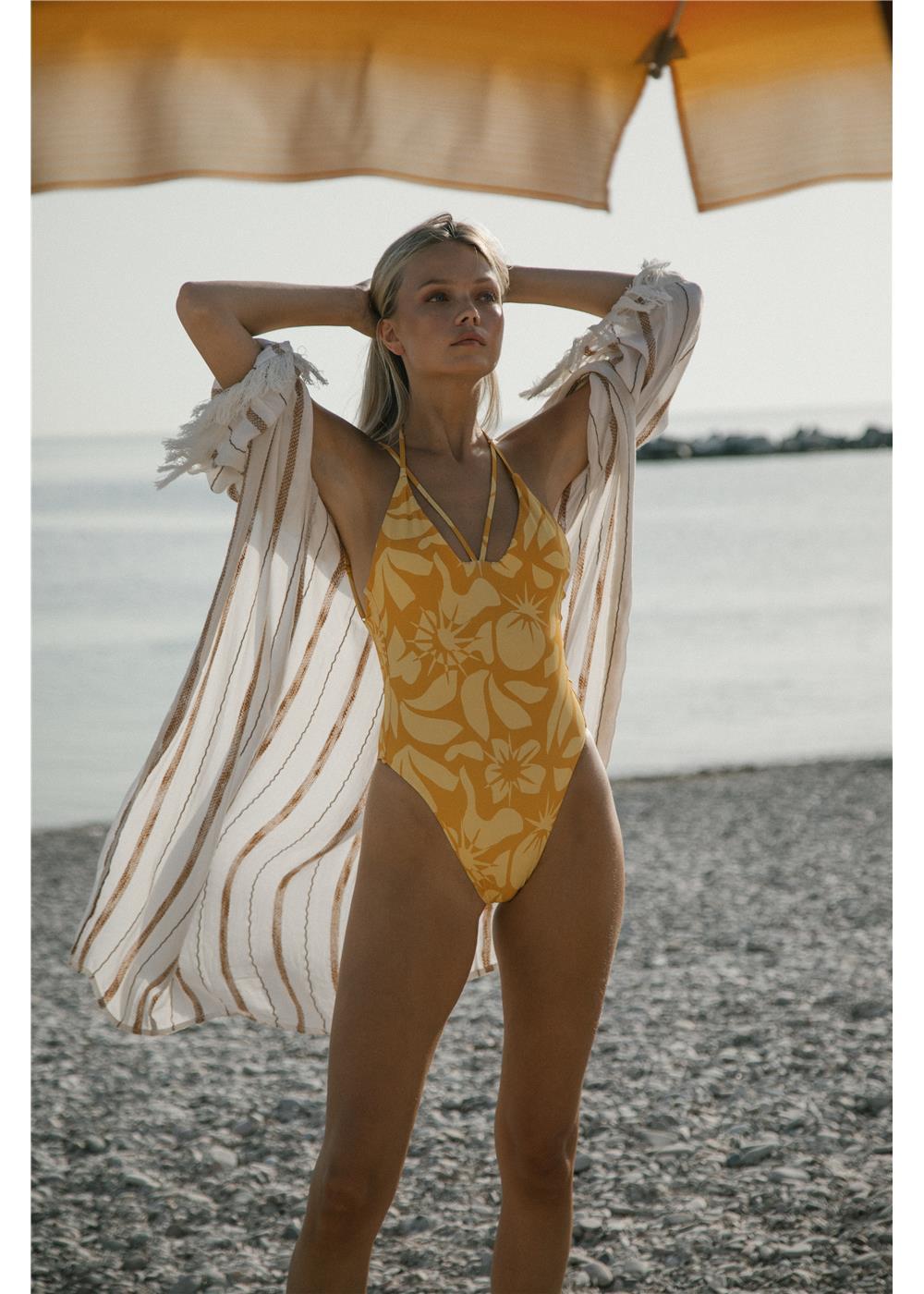 OH WOW WOVEN KIMONO