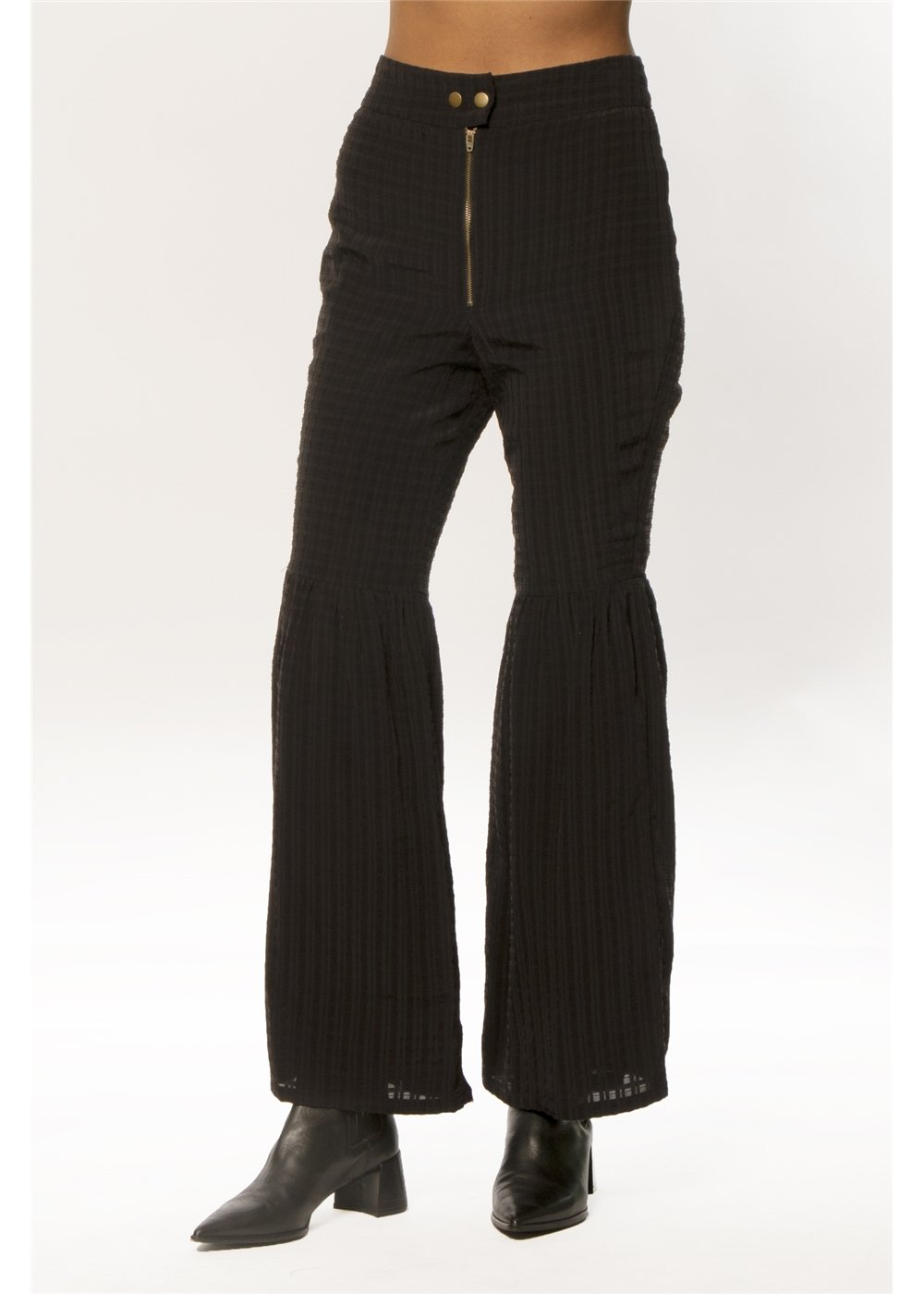 Society Amuse Women's Black Cantina Woven Pant. Front View on Model.